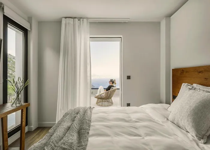 Aposperia Memorable Living