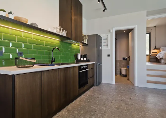 Aposperia Memorable Living * Kyra Panagia