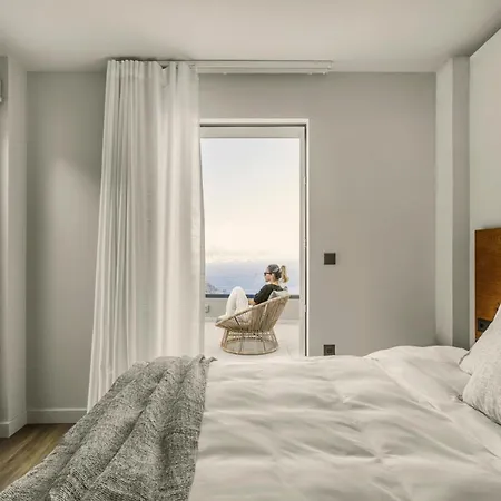 Aposperia Memorable Living