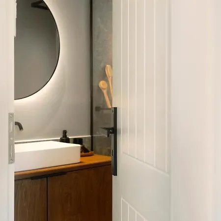 Апартаменты Aposperia Memorable Living *