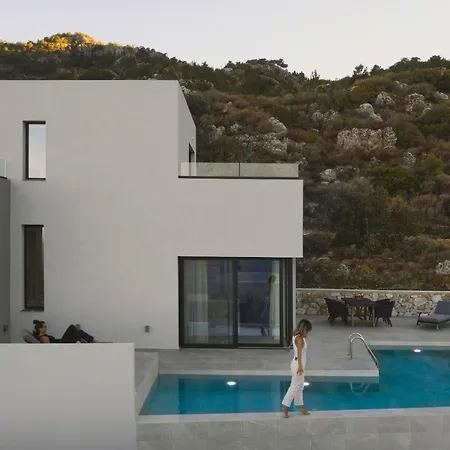 Aposperia Memorable Living