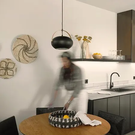 Aposperia Memorable Living