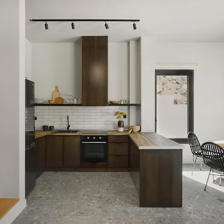 Aposperia Memorable Living