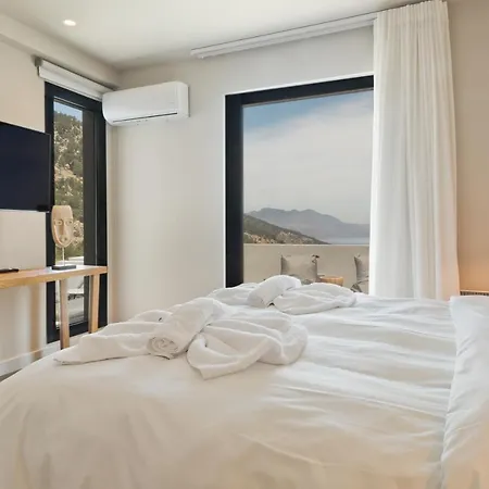 Aposperia Memorable Living Кира Панагя