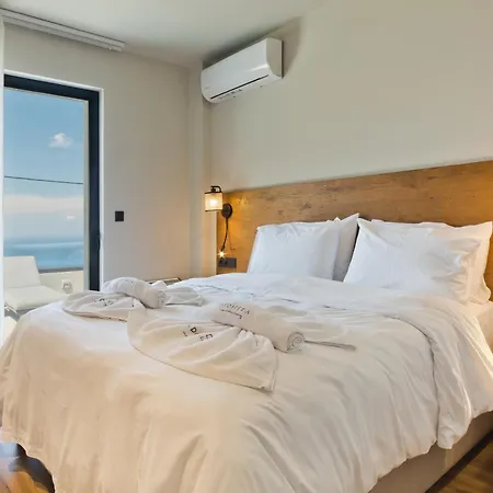 Aposperia Memorable Living